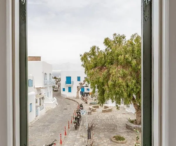 Ξενοδοχείο με διαμερίσματα Step 4*